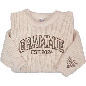 NAZENTI Custom Embroidered Grandma Sweater with Kids Name on Sleeve, Personalized Mama Sweatshirt, Grandma Sweatshirt Gifts(Grammie)