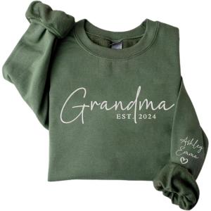 NAZENTI Embroidered Grandma Sweatshirts & Pants, Pesonalized Grandma Est Sweatshirt, Custom Women Christmas Pant with Kids(1. Grandma)