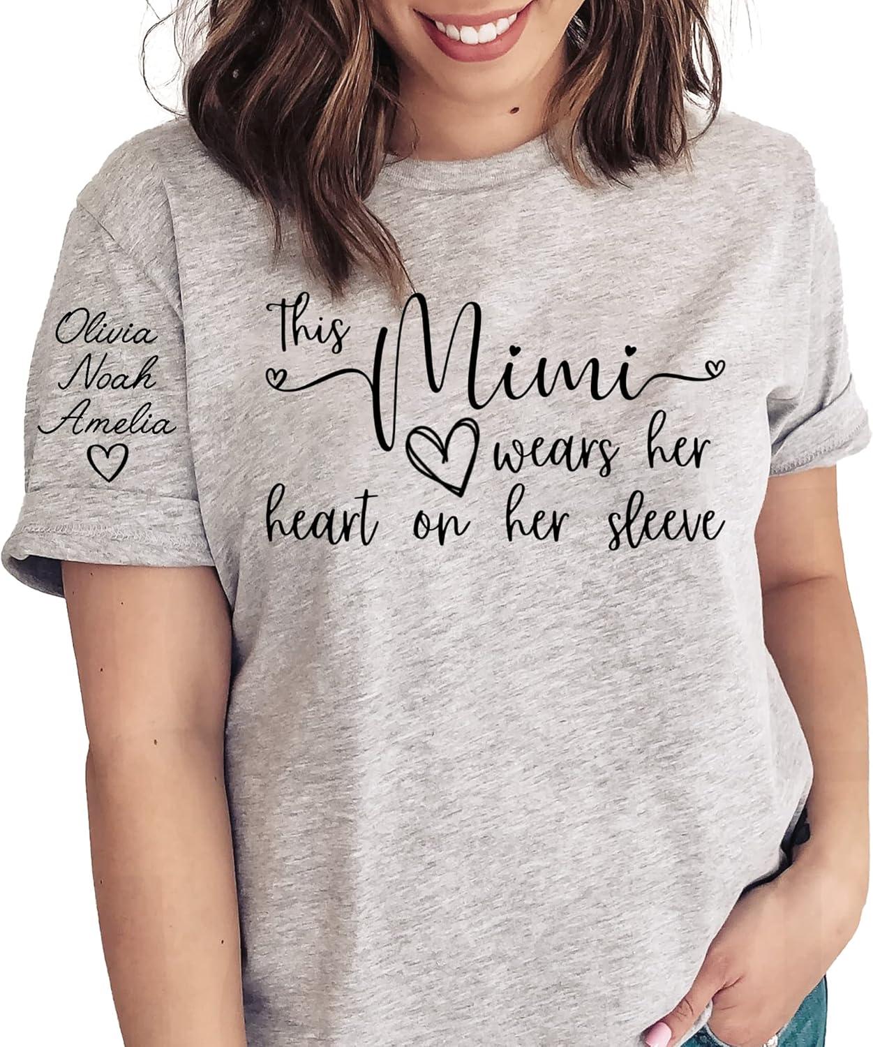 imageNAZENTI I Wear My Heart On My Sleeve Sweatshirt Mothers Day Shirt Custom Sweatshirt Personalized Gift for Mom Mommy09 Mimi
