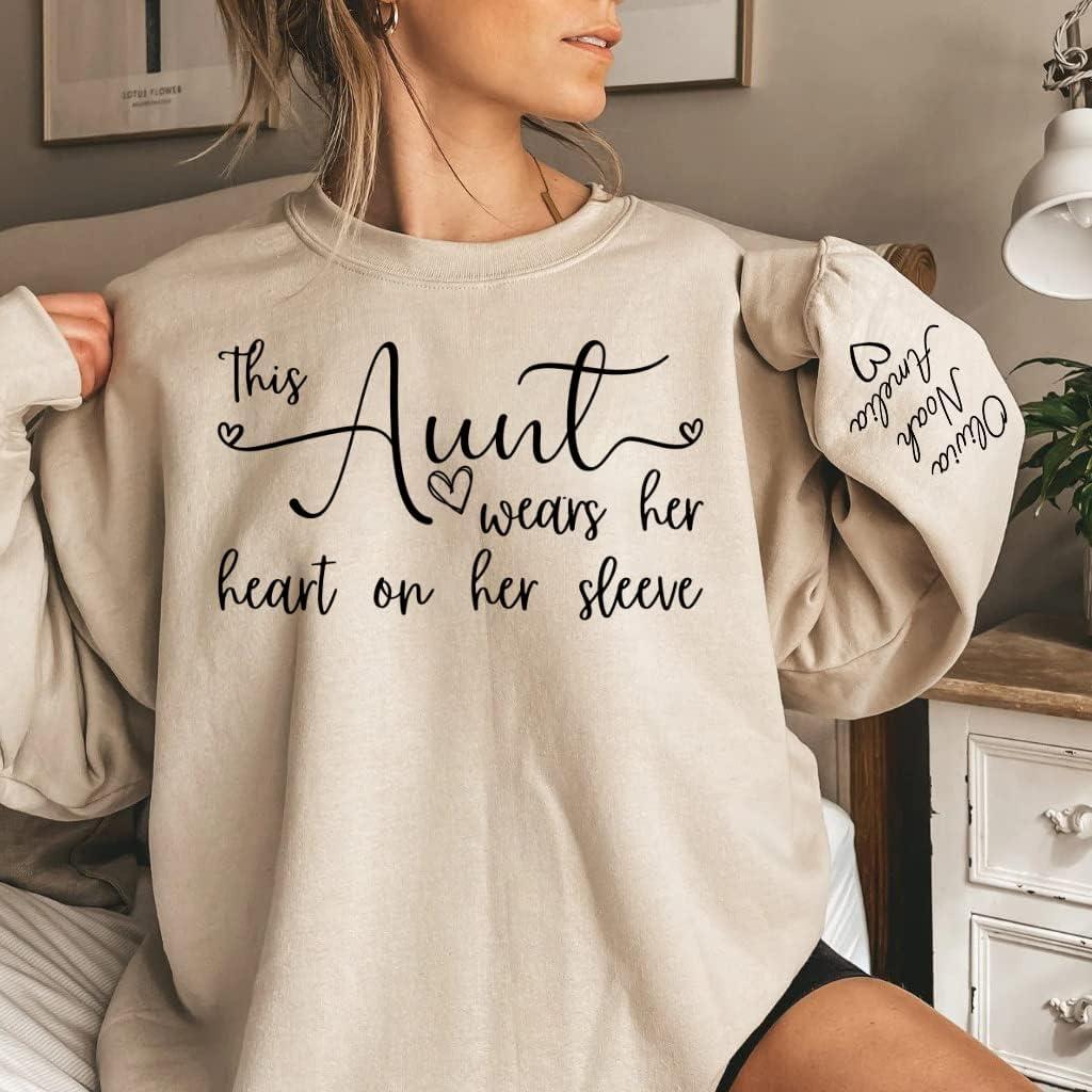 imageNAZENTI I Wear My Heart On My Sleeve Sweatshirt Mothers Day Shirt Custom Sweatshirt Personalized Gift for Mom Mommy11 Aunt
