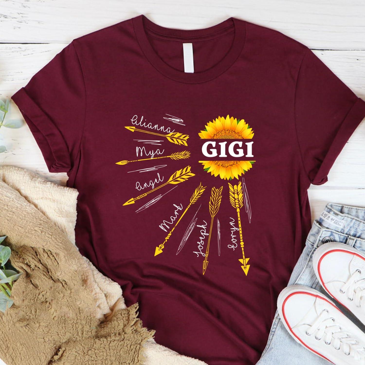imageNAZENTI Personalized Grandma Sunflower Shirt Custom Grandma Shirt Christmas Mothers Day Shirt Gifts for Grandma Nana MomAgigi
