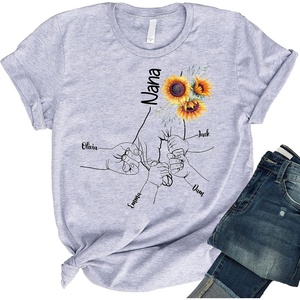 NAZENTI Personalized Patchwork Floral Mama Sweatshirt, Custom Grandma Sweatshirt with Name on Sleeve, Mothers Day Shirt Gifts(Sunflower – 4 Hands)